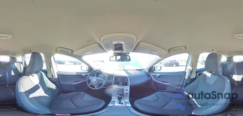 White Rear End Damage из США, поврежденный, VIN YV4940DZ9B2191264